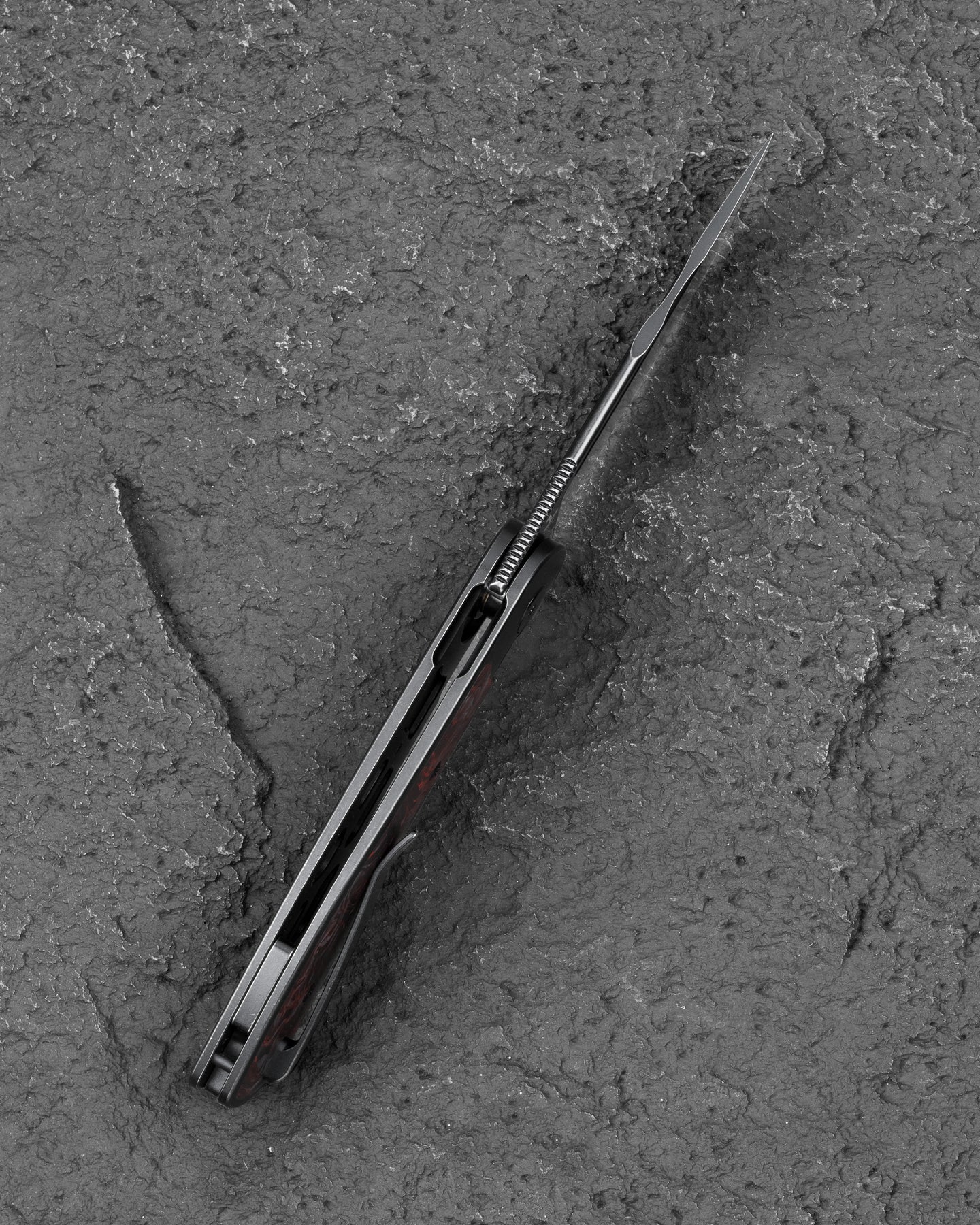 Bestech Vestige BT2411C MagnaCut Blade Titanium+Carbon Fiber Handle Frame Lock Folding Knife