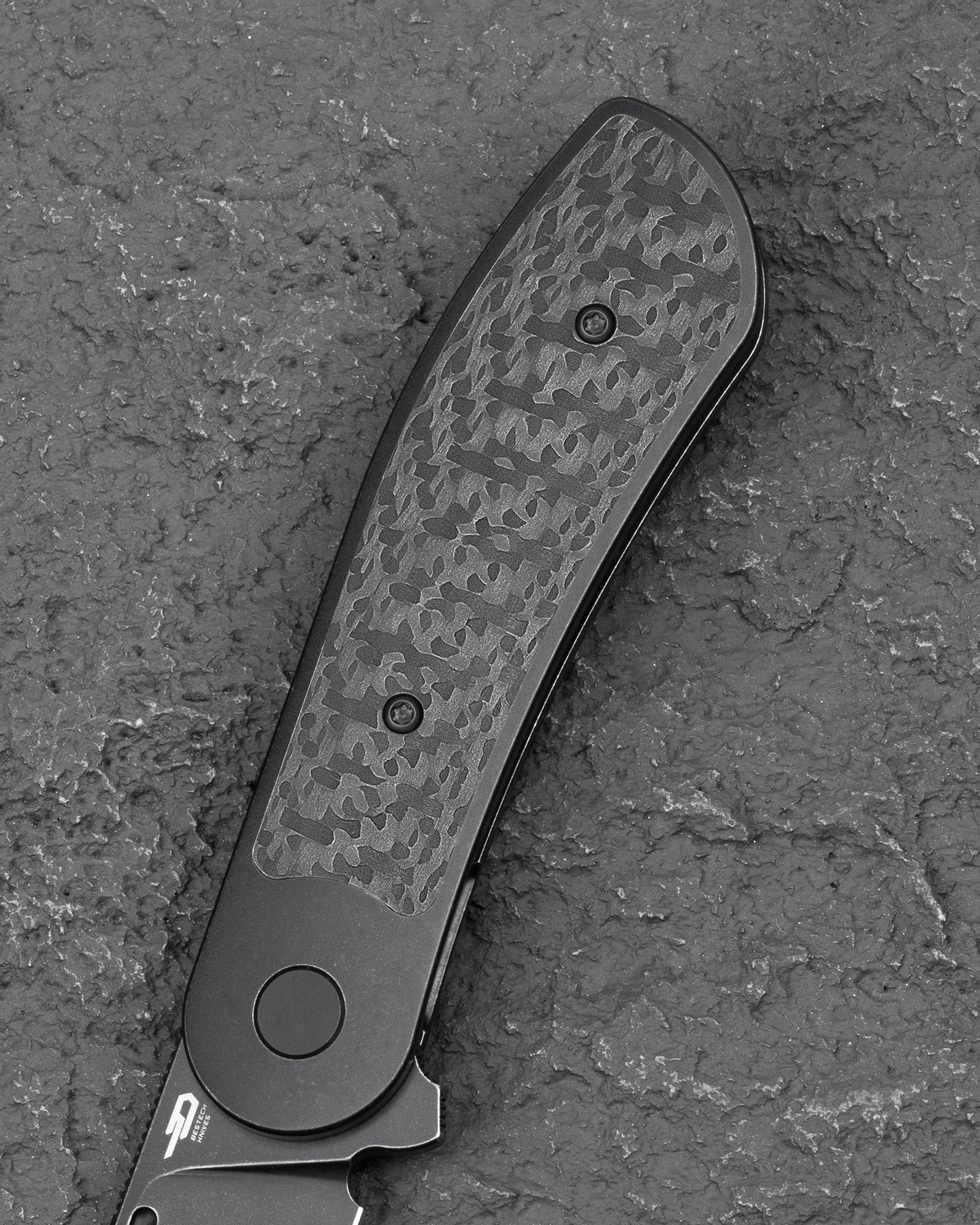 Bestech Vestige BT2411D MagnaCut Blade Titanium+Carbon Fiber Handle Frame Lock Folding Knife