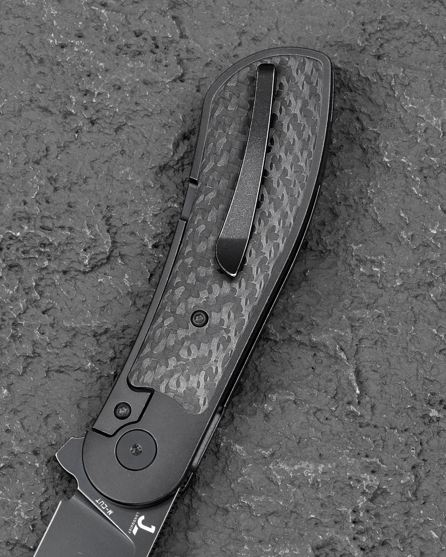 Bestech Vestige BT2411D MagnaCut Blade Titanium+Carbon Fiber Handle Frame Lock Folding Knife