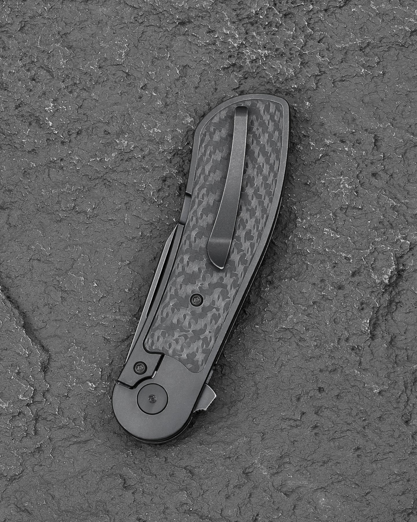 Bestech Vestige BT2411D MagnaCut Blade Titanium+Carbon Fiber Handle Frame Lock Folding Knife