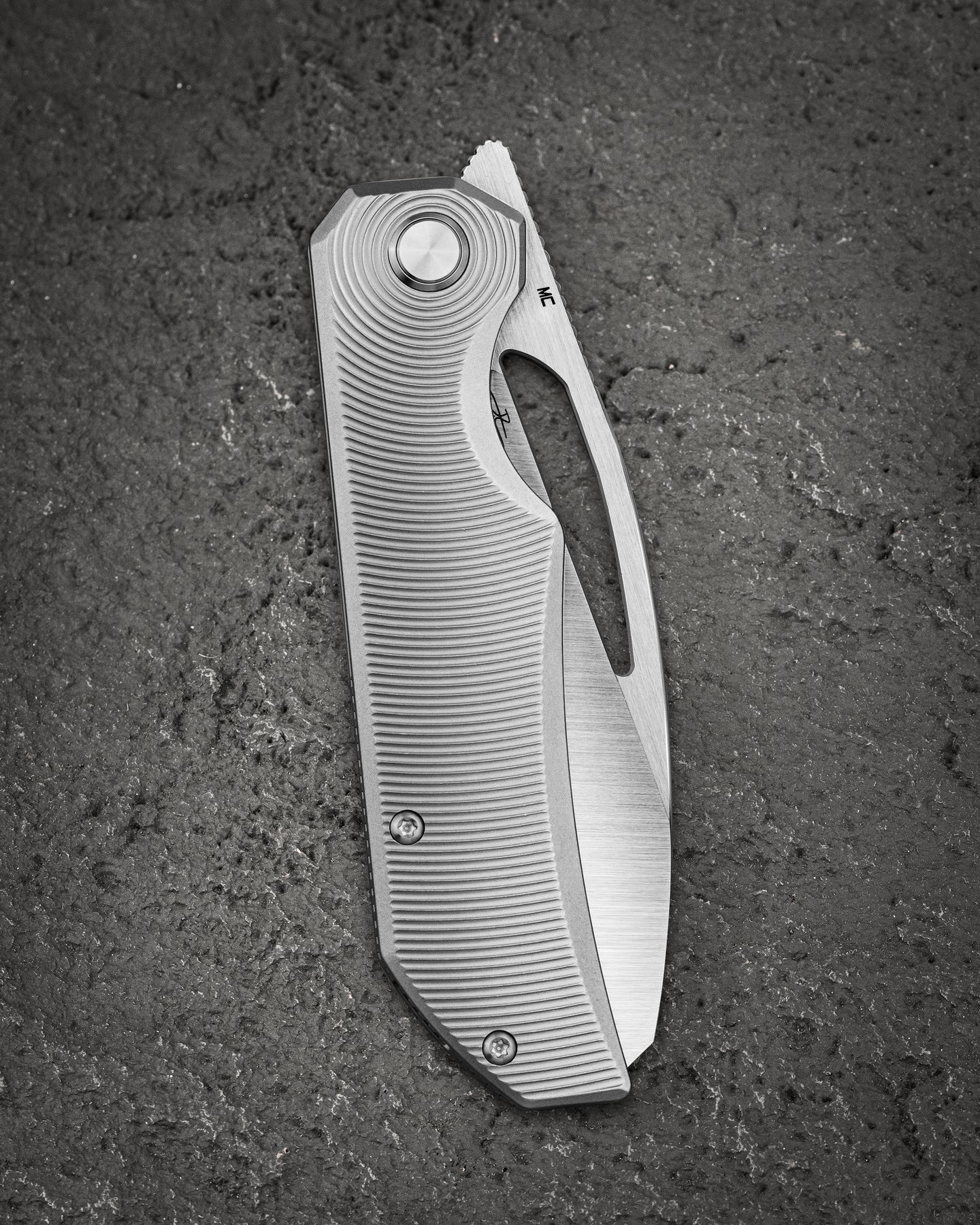 Bestech Taipan BT2503C-L (Left-Hand Version) Hollow Grinds MagnaCut Blade Titanium Handle Frame Lock Folding Knife