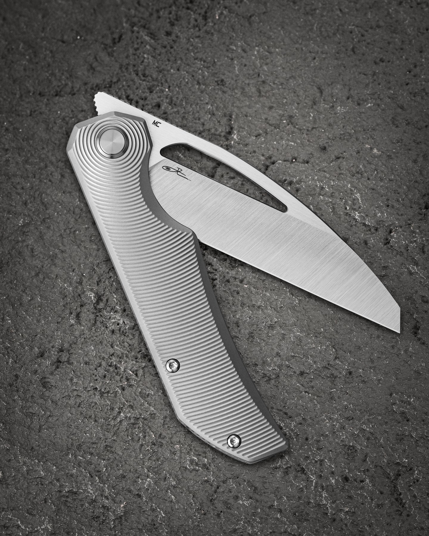 Bestech Taipan BT2503C-L (Left-Hand Version) Hollow Grinds MagnaCut Blade Titanium Handle Frame Lock Folding Knife