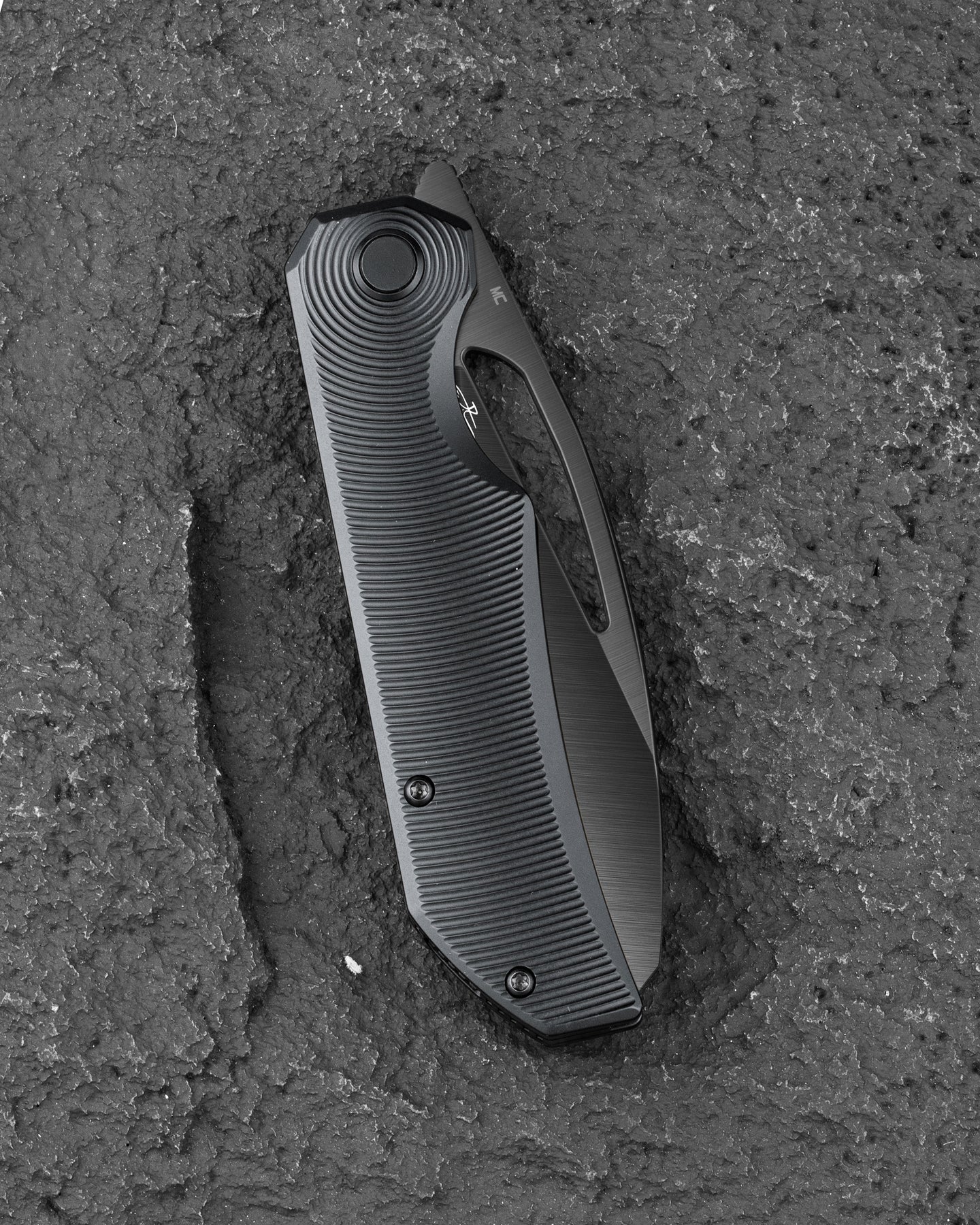 Bestech Taipan BT2503E-L (Left-Hand Version) Hollow Grinds MagnaCut Blade Titanium Handle Frame Lock Folding Knife