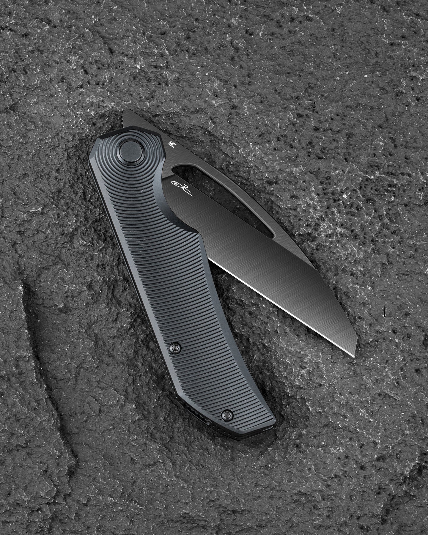 Bestech Taipan BT2503E-L (Left-Hand Version) Hollow Grinds MagnaCut Blade Titanium Handle Frame Lock Folding Knife