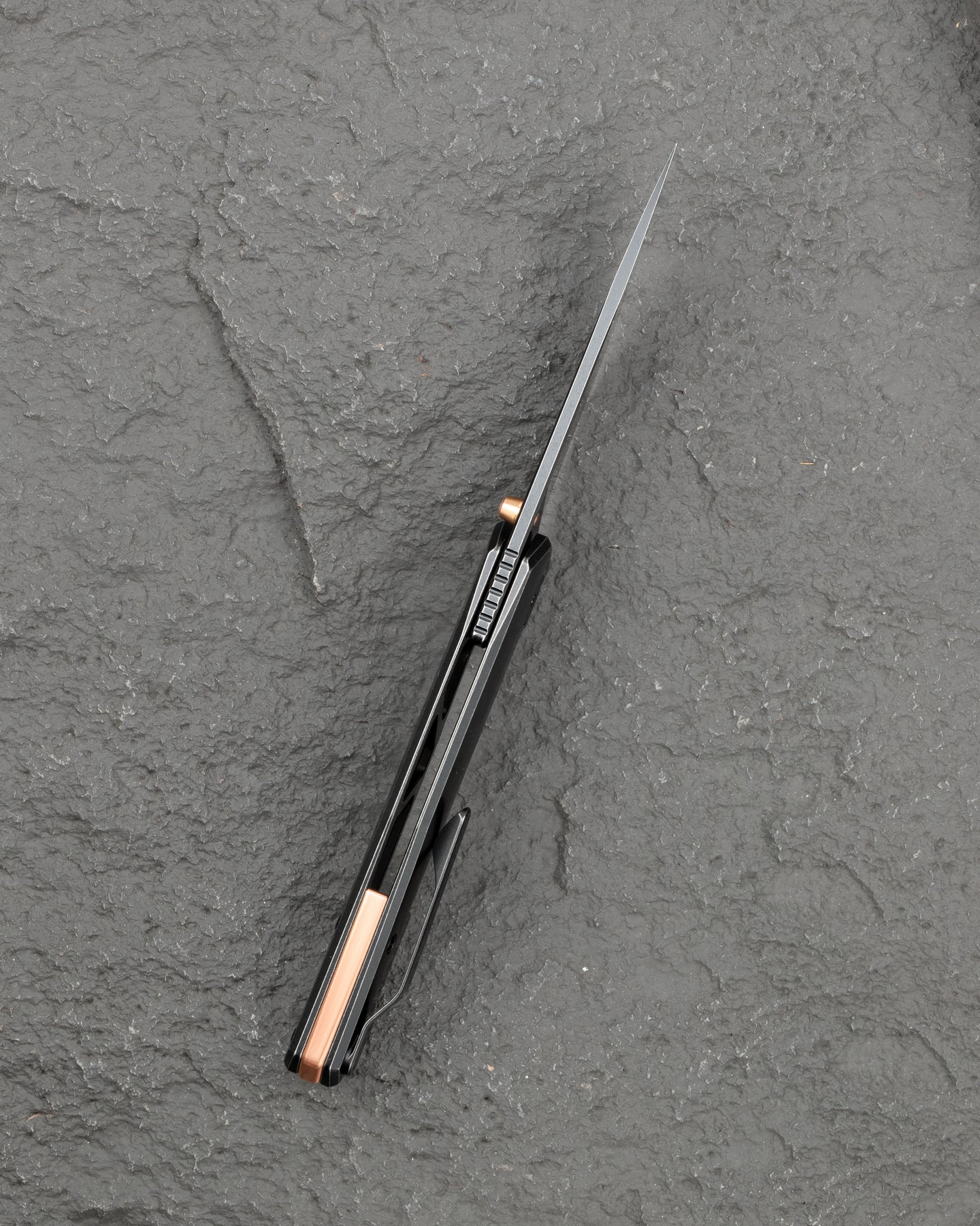 Bestech VK-KUZE BT2504C MagnaCut Blade Titanium Handle Frame Lock Folding Knife