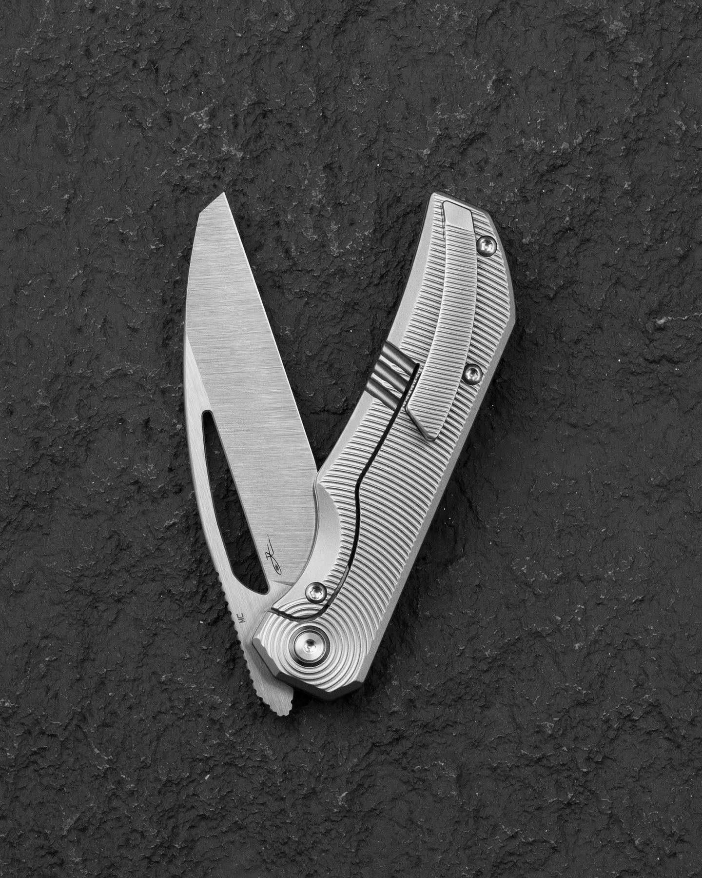 Bestech Mini Taipan BT2603C MagnaCut Blade Titanium Handle Frame Lock Folding Knife