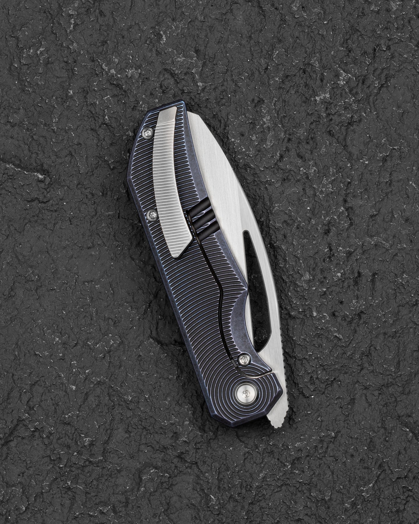 Bestech Mini Taipan BT2603D-L MagnaCut Blade Titanium Handle Frame Lock Folding Knife