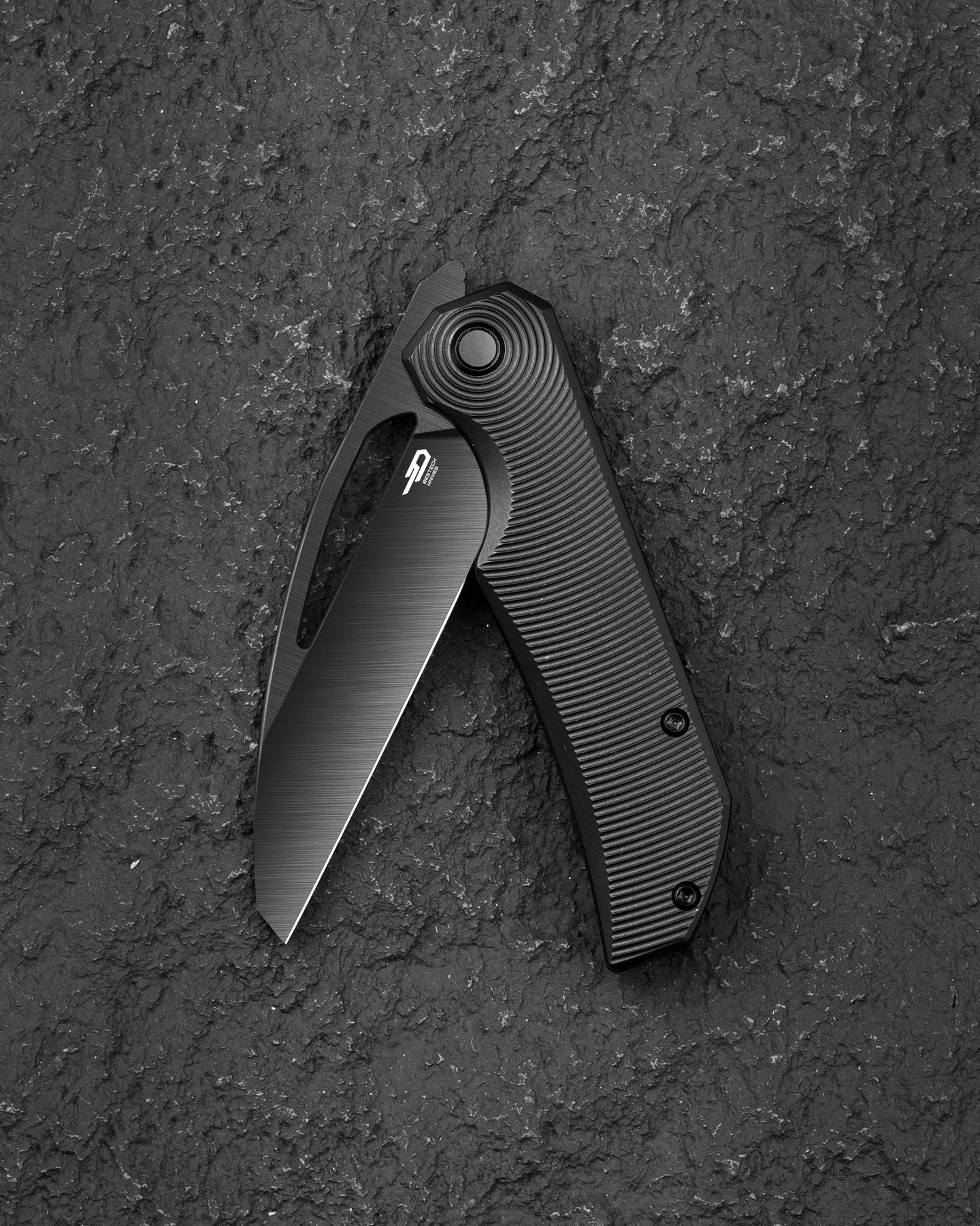 Bestech Mini Taipan BT2603E MagnaCut Blade Titanium Handle Frame Lock Folding Knife