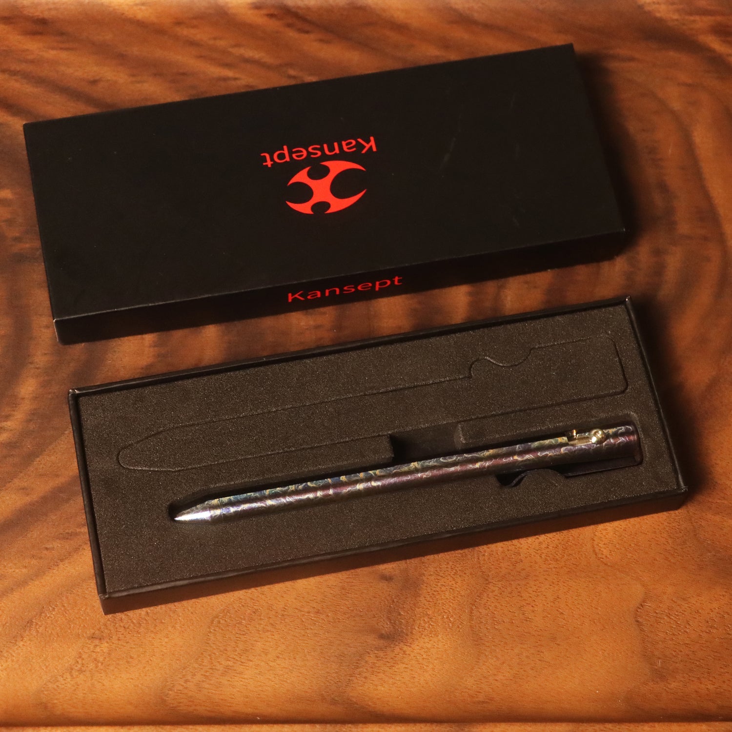 Kansept Titanium EDC Bolt-Action Pen G013H2– Professional Fine Tip Ballpoint with Lightning Strike Finish