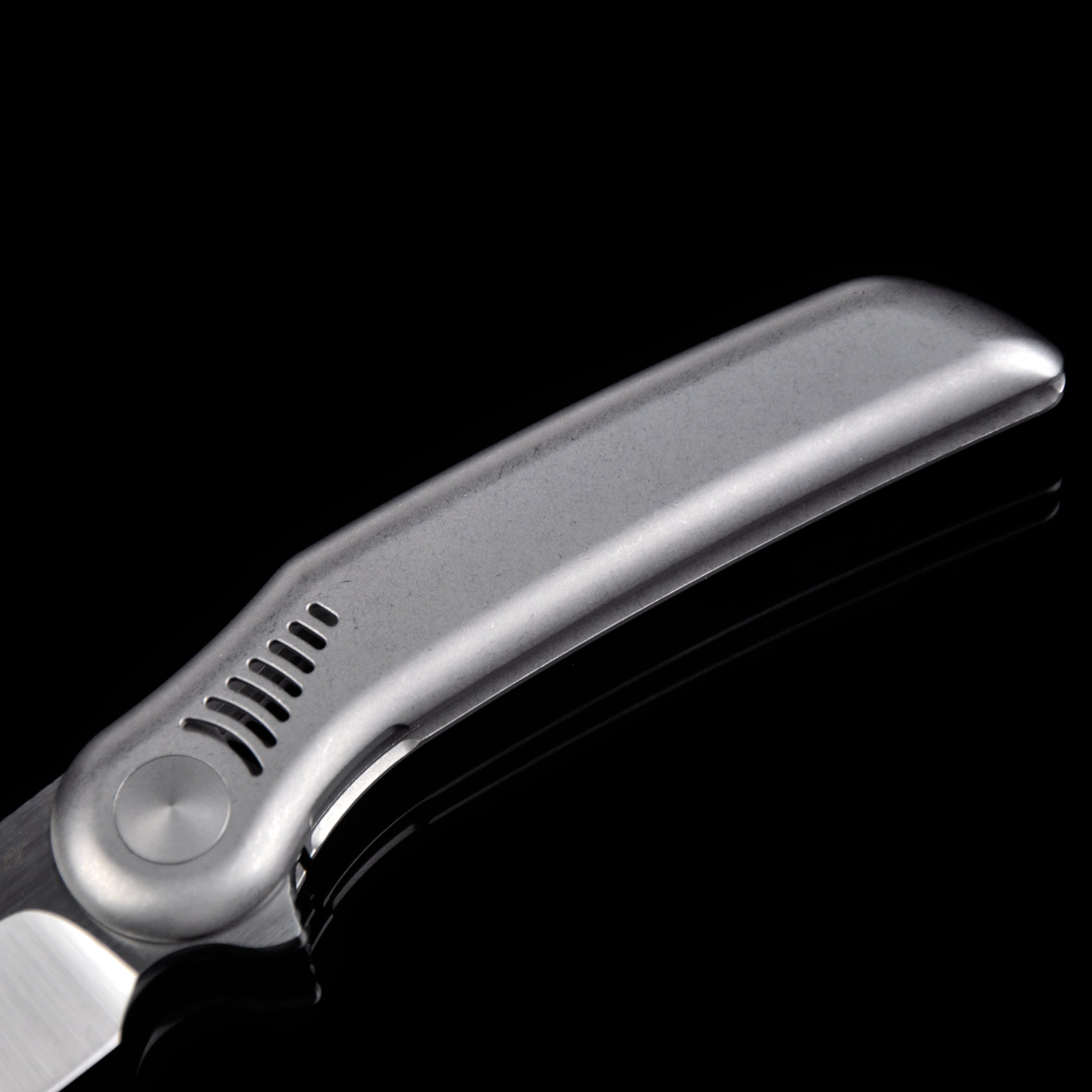 Reate Knives Gents #9 M390 Blade Titanium Handle Flipper Knife Frame Lock