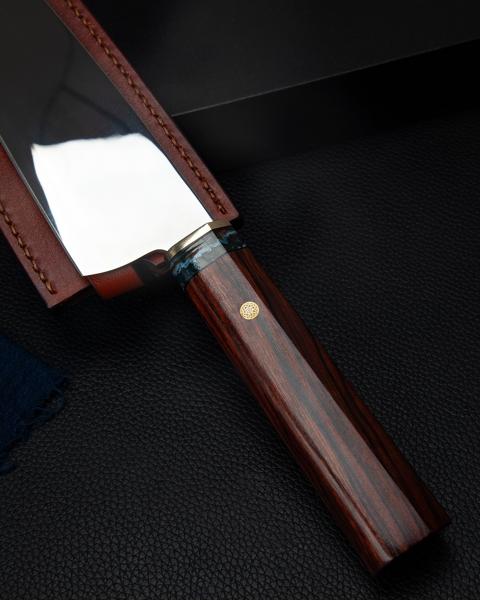 Xin Cutlery Super Mirror Polished M390 Blade Ironwood and Mammoth Ivory Fossil Handle Chef Knife