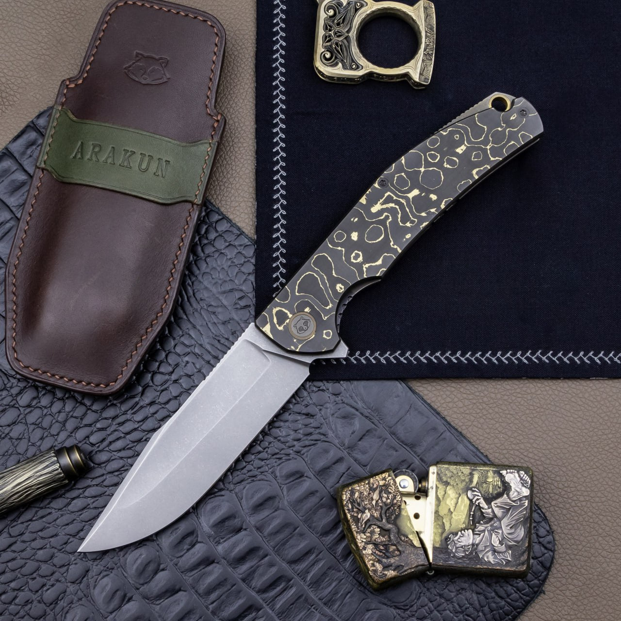 Arakun knives Antago Flipper S110V Blade CamoGold CF Handle Frame Lock
