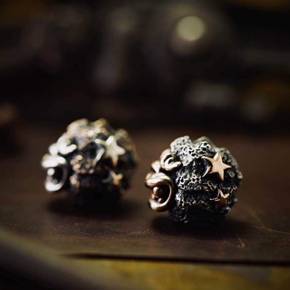 Phase Objects Silver Lion Beads Custom Made GearBLog Exclusive Limit