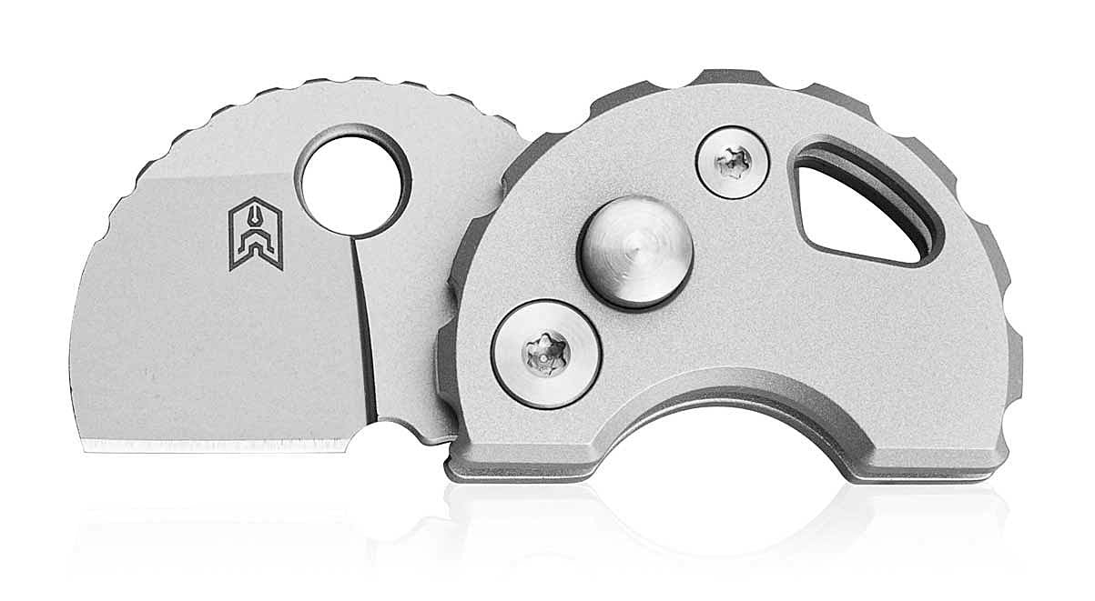 Bestechman Turtle BM20A 14C28N Blade Titanium Handle Button Lock Folding Knife