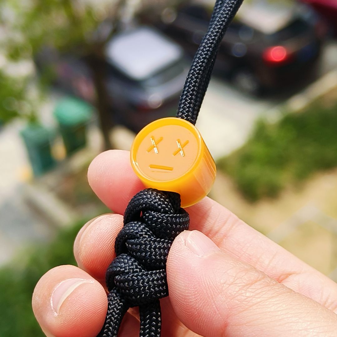 SnakeSword Yellow Resin Smile Bead EDC Paracord Lanyard Beads Bracelet & Accessories 3 pcs