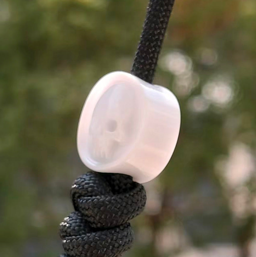 SnakeSword Resin Lanyard Beads off-white Resin Skull Knife Pendant 3 PCS