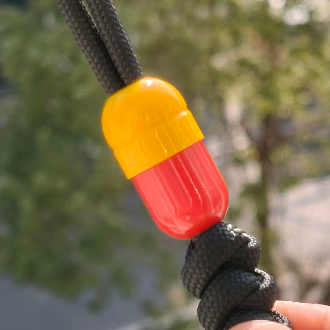 SnakeSword Capsule Resin Lanyard Beads Yellow+Red Knife Lanyard Beads 3 PCS