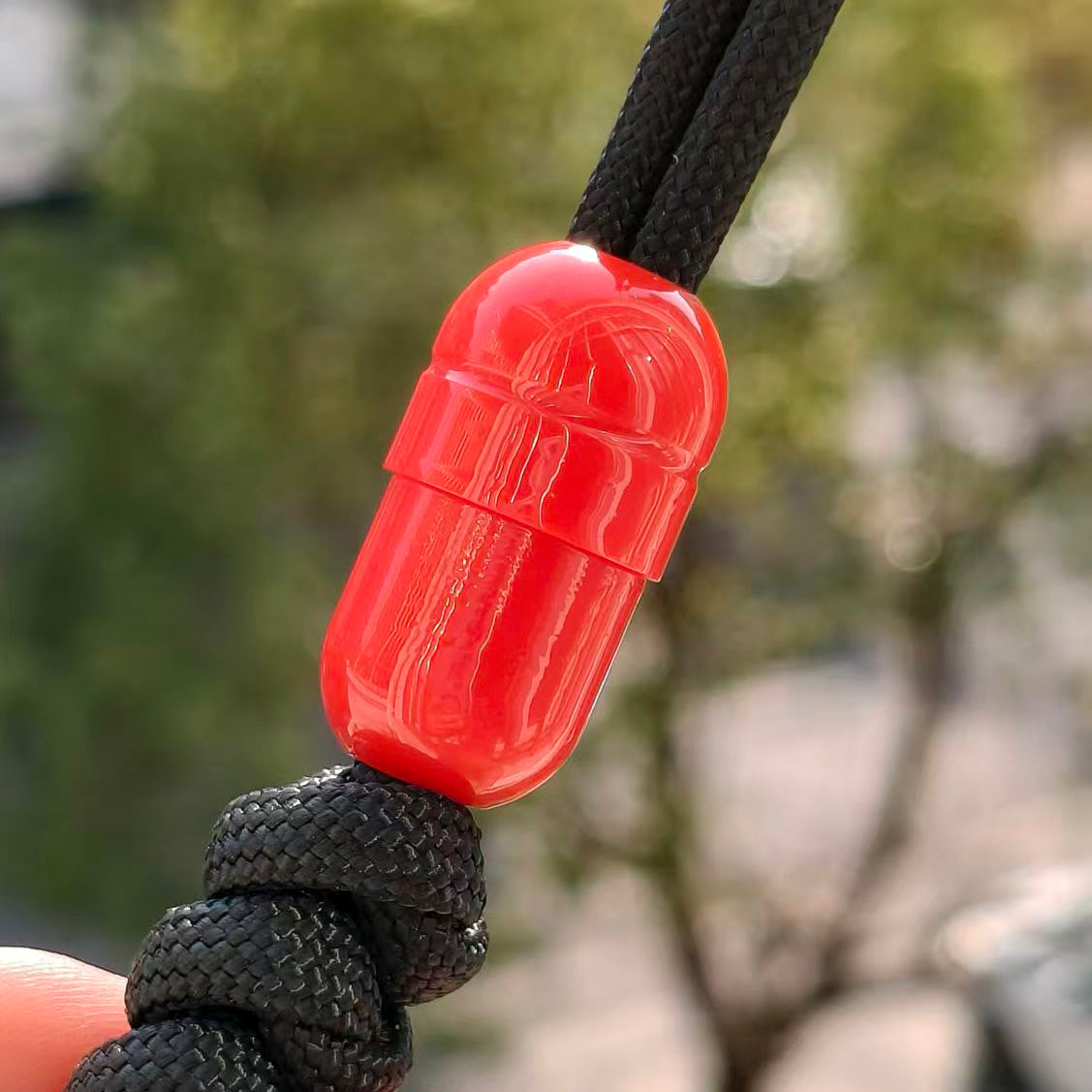 SnakeSword Capsule Resin Lanyard Beads Red Knife Lanyard Beads 3 PCS