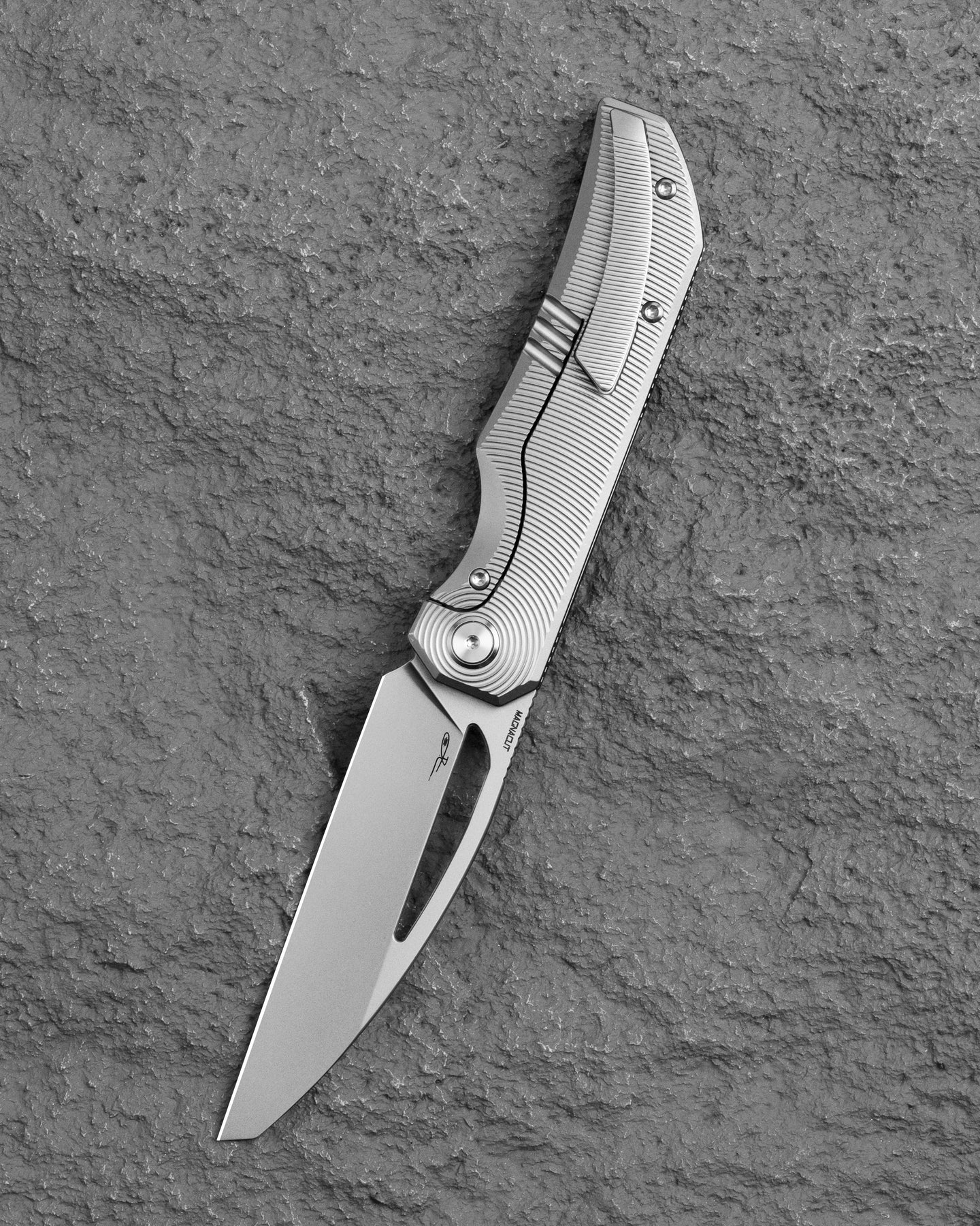 Bestech Taipan BT2503A MagnaCut Blade Titanium Handle Frame Lock Folding Knife
