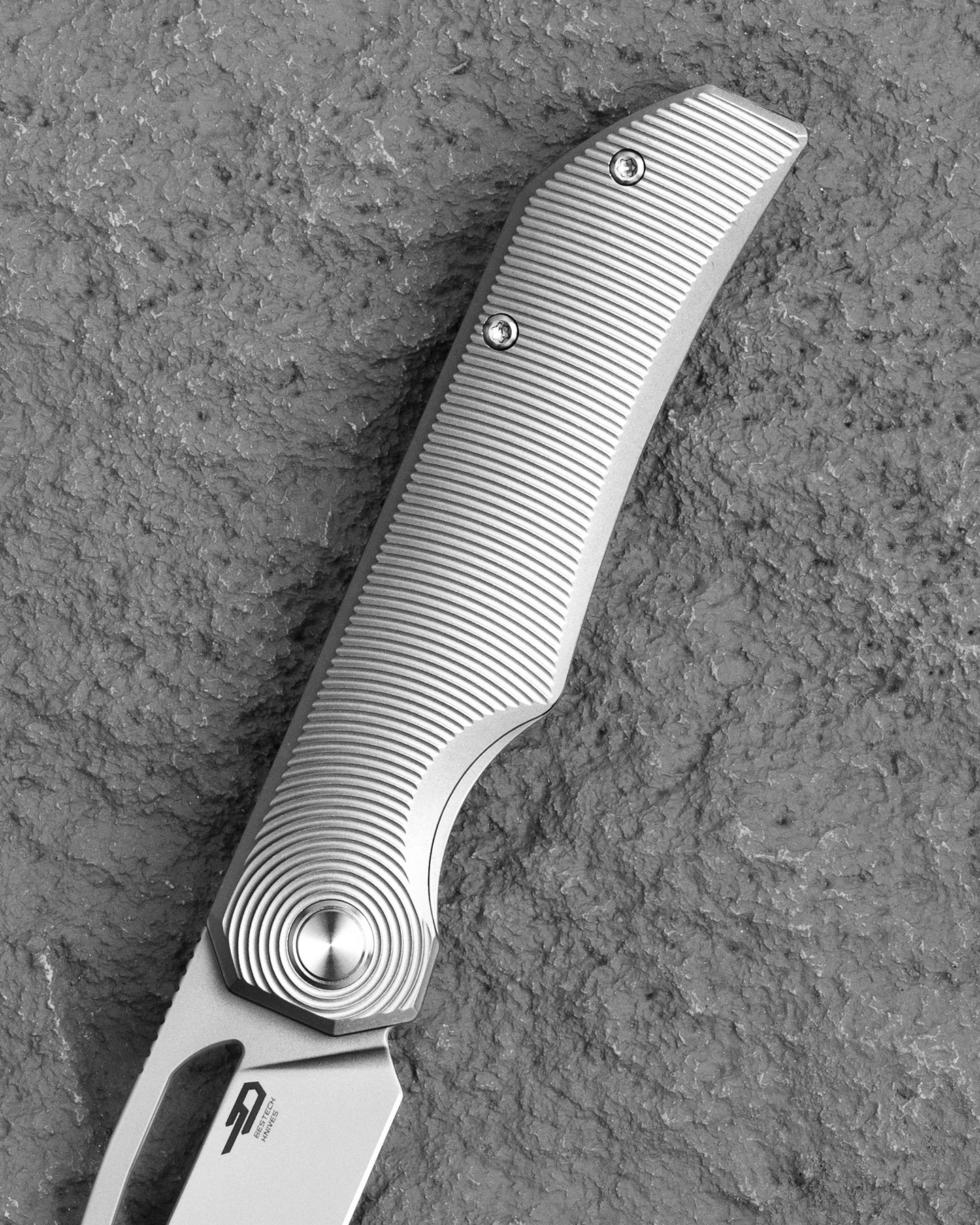 Bestech Taipan BT2503A MagnaCut Blade Titanium Handle Frame Lock Folding Knife