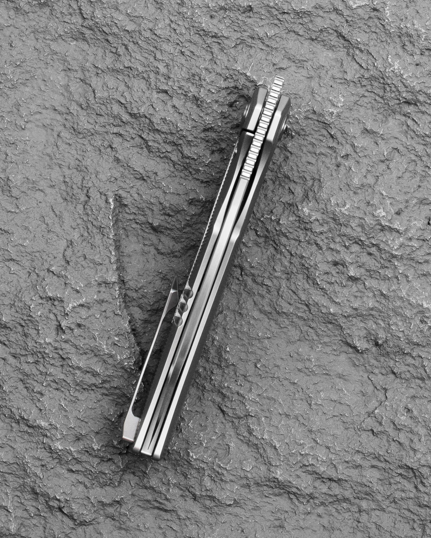 Bestech Taipan BT2503C MagnaCut Blade Titanium Handle Frame Lock Folding Knife