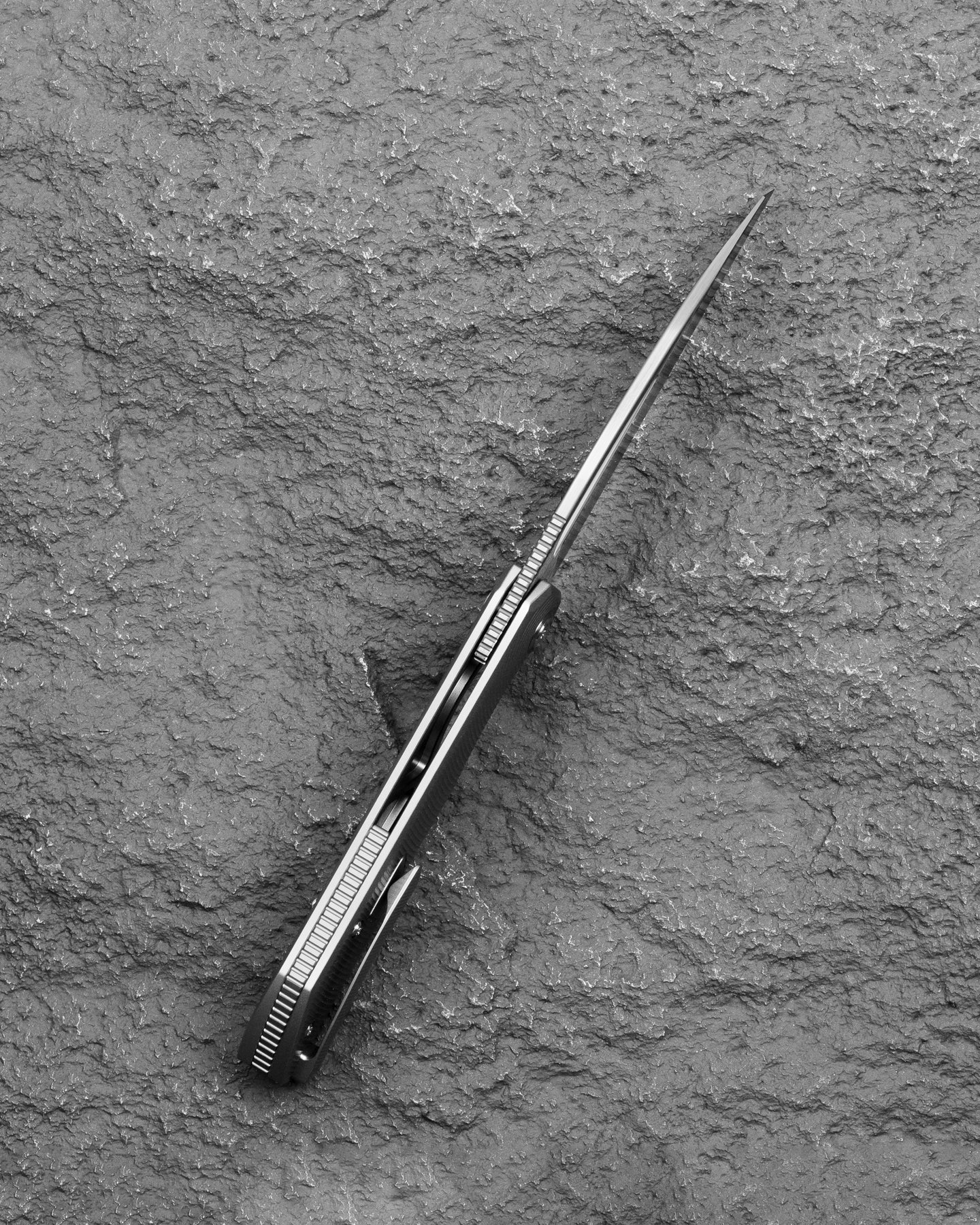 Bestech Taipan BT2503C MagnaCut Blade Titanium Handle Frame Lock Folding Knife