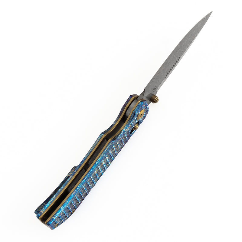 Navaja plegable Kansept Eaglestrike K1095V5 con hoja de Damasco, mango de titanio y cierre de barra transversal