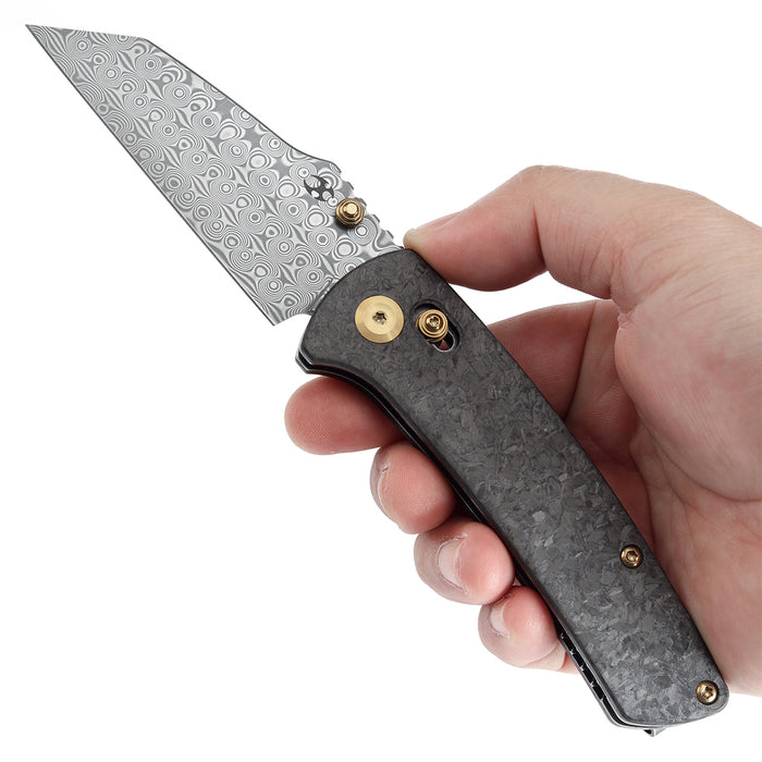 KANSEPT Main Street K1015V1 Damascus Blade Carbon Fiber Handle Crossbar Lock Knife Thumb Studs
