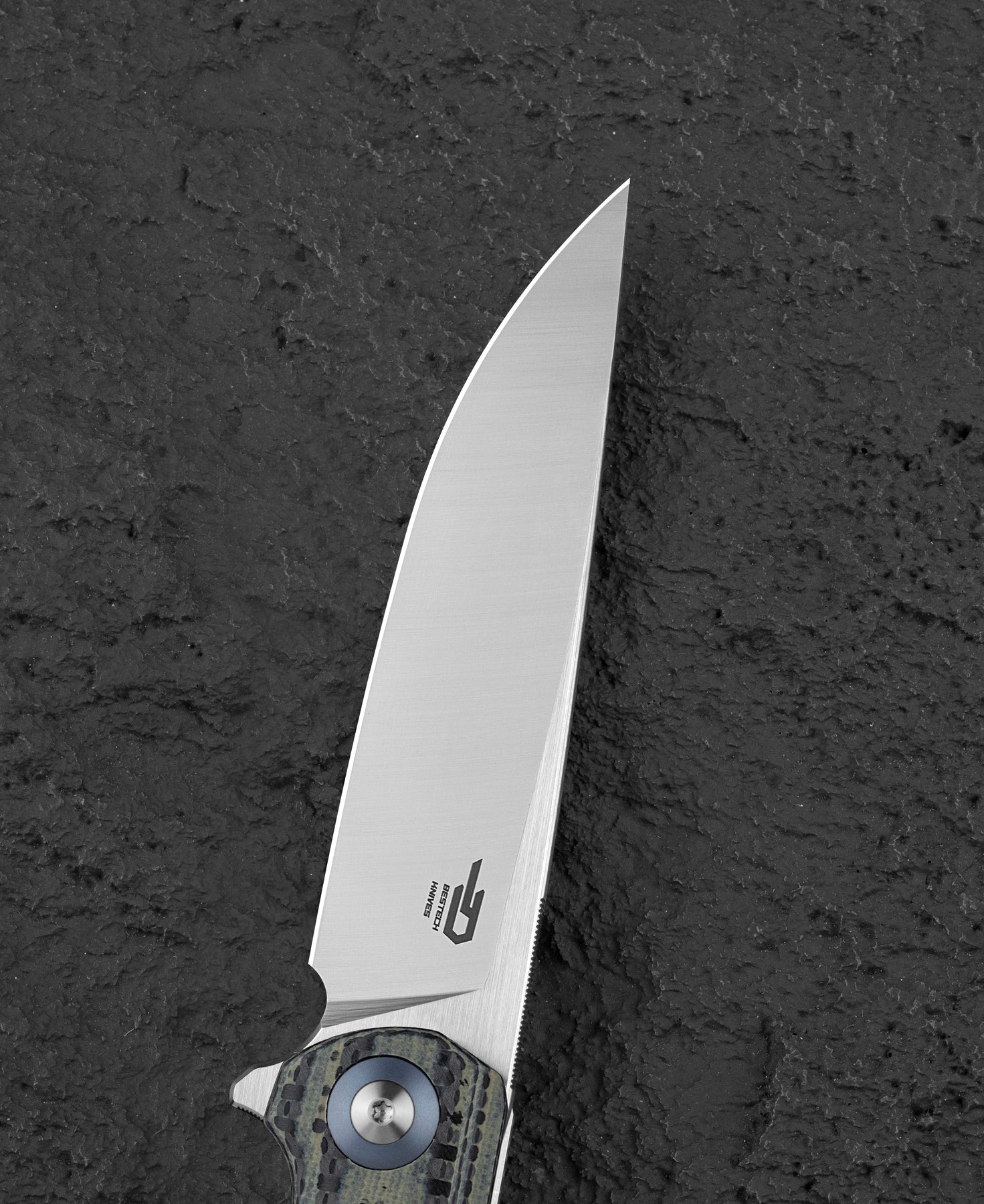 Bestech Ascot BG19B D2 Blade Carbon Fiber+G10 Handle Liner Lock Folding Knife