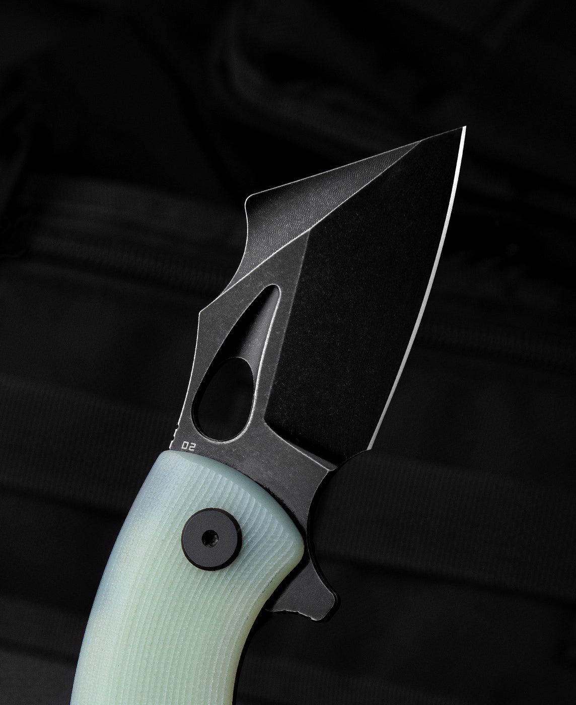 Bestech Lizard BG39E D2 Blade Transparent G10 Handle Liner Lock Folding Knife