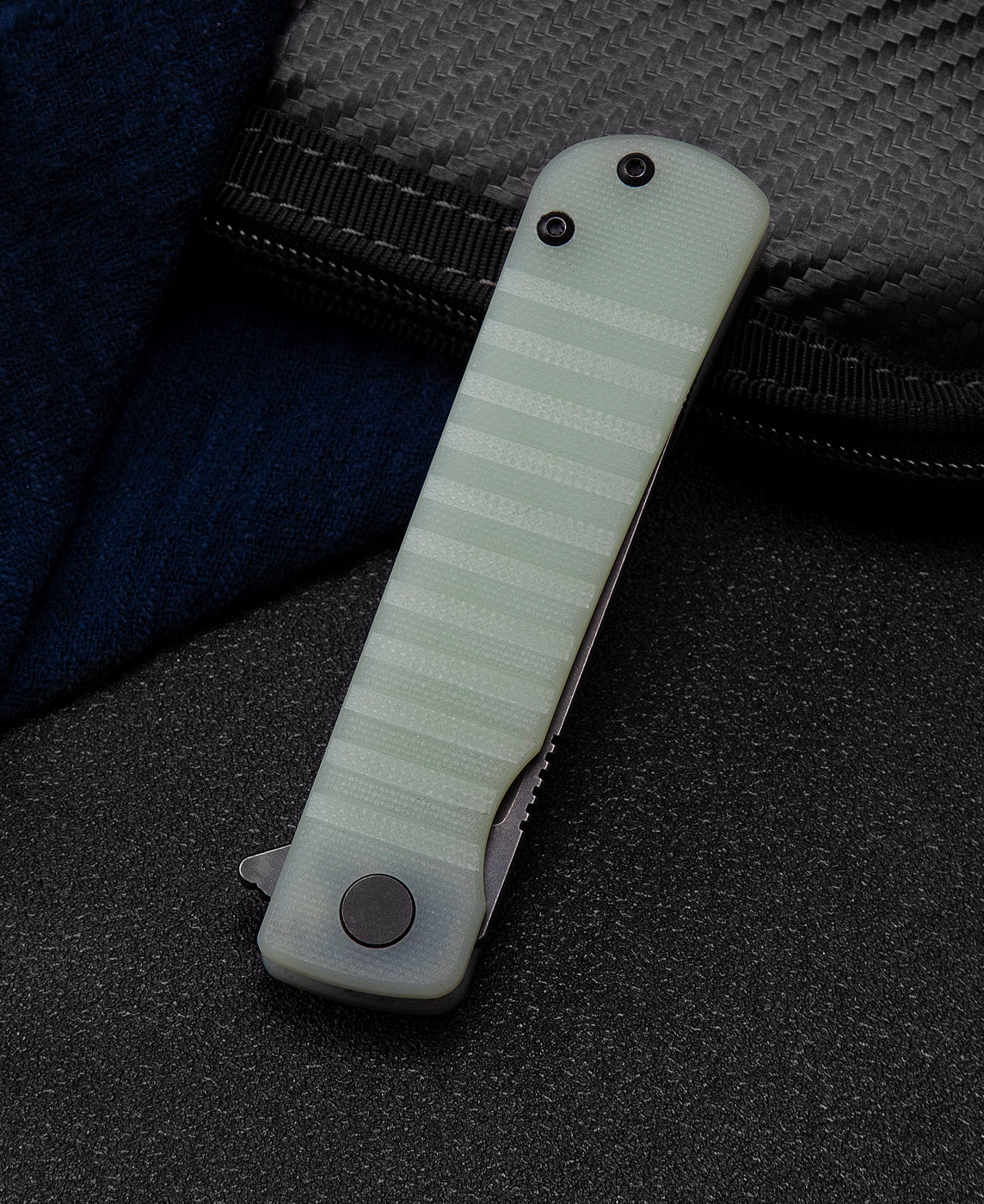 Bestech Titan BG49A-4 D2 Blade Jade G10 Handle Liner Lock Folding Knife