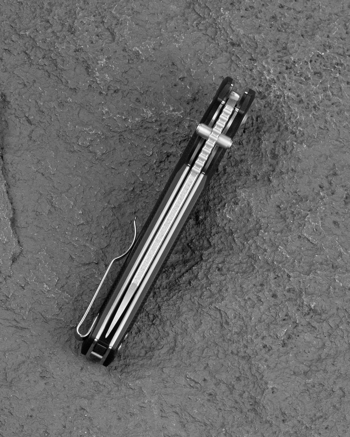 Bestech Snakebird BG58C 14C28N Blade Black G10 Handle Button Lock Folding Knife