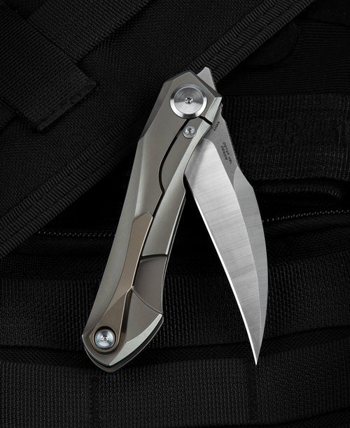Bestech IVY BT2004B CPM-S35VN Blade Titanium Handle Frame Lock Folding Knife