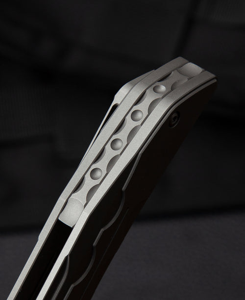 Bestech Samari BT2009A M390 Blade Titanium Handle Frame Lock Folding Knife
