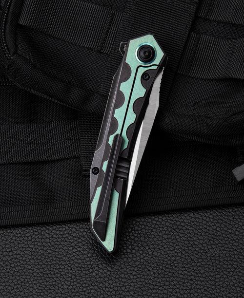 Bestech Samari BT2009C M390 Blade Titanium Handle Frame Lock Folding Knife
