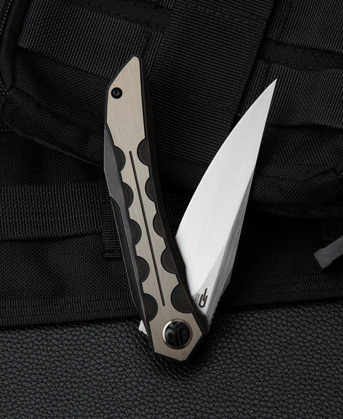 Bestech Samari BT2009D M390 Blade Titanium Handle Frame Lock Folding Knife