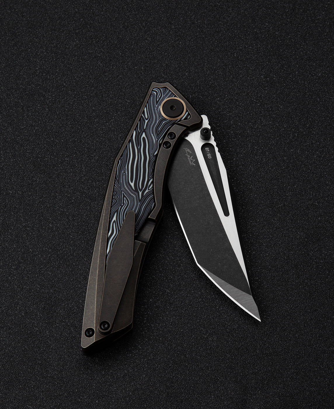 Bestech Togatta BT2102B M390 Blade Titanium+G10 Inlay Handle Frame Lock Folding Knife