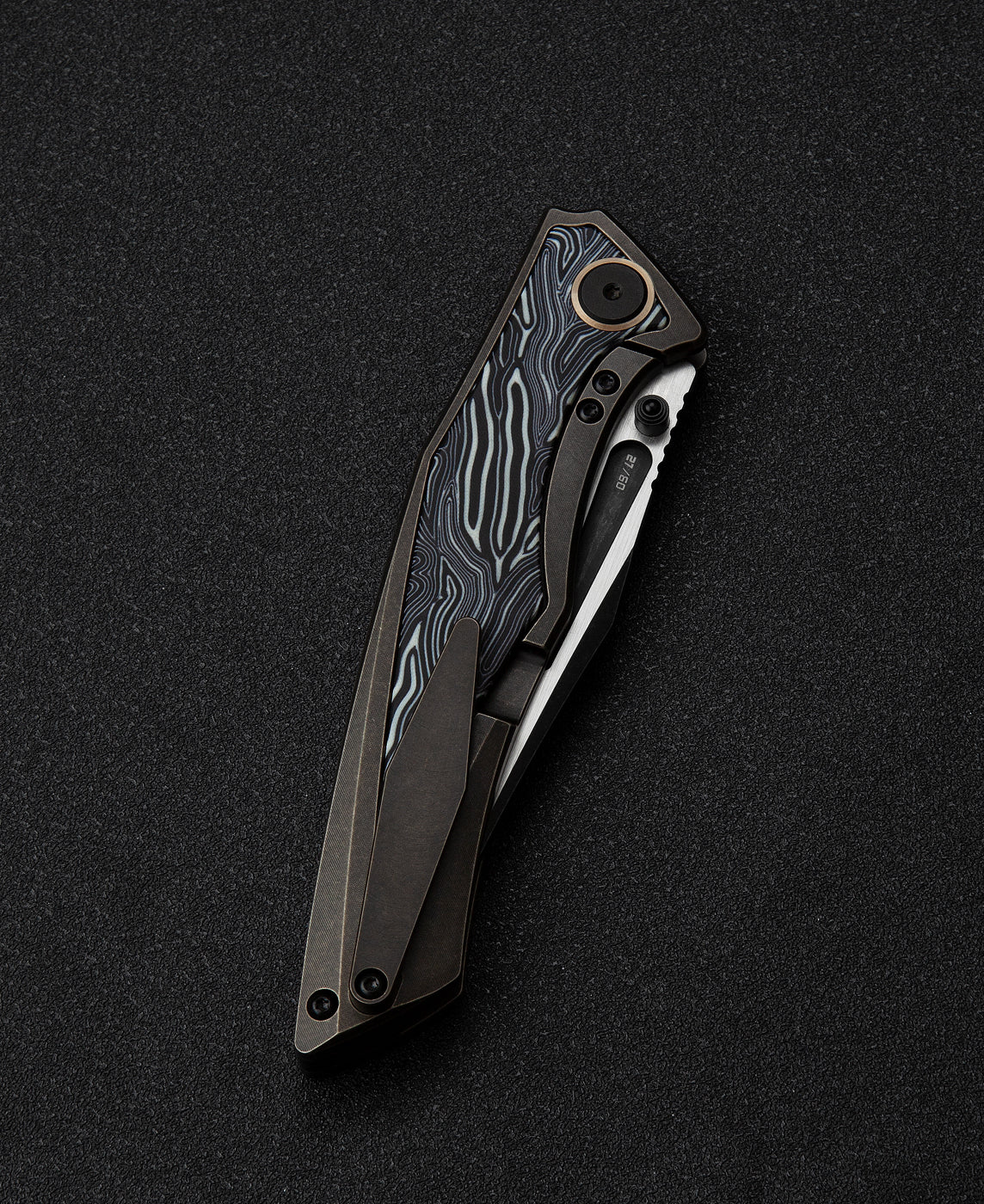 Bestech Togatta BT2102B M390 Blade Titanium+G10 Inlay Handle Frame Lock Folding Knife