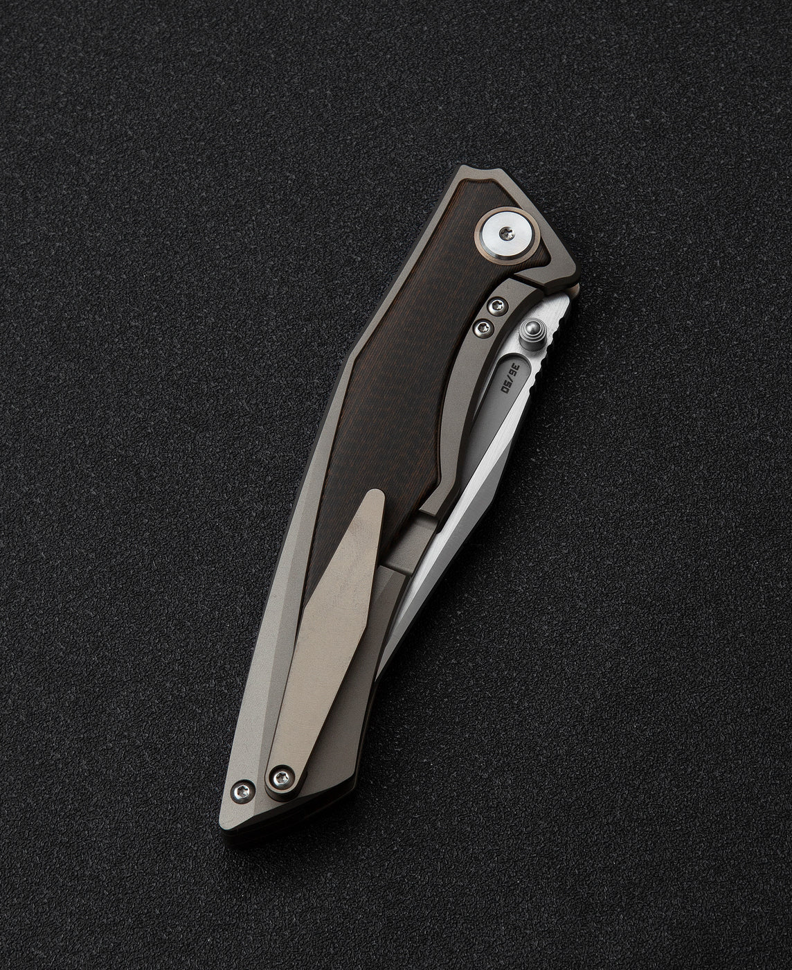 Bestech Togatta BT2102C M390 Blade Titanium+Carbon Fiber Inlay Handle Frame Lock Folding Knife