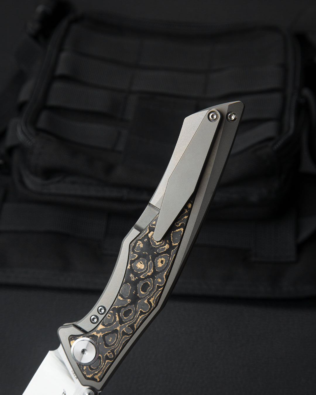 Bestech Togatta BT2102G M390 Blade Titanium+ Damascus Copper Carbon Inlay Handle Frame Lock Folding Knife