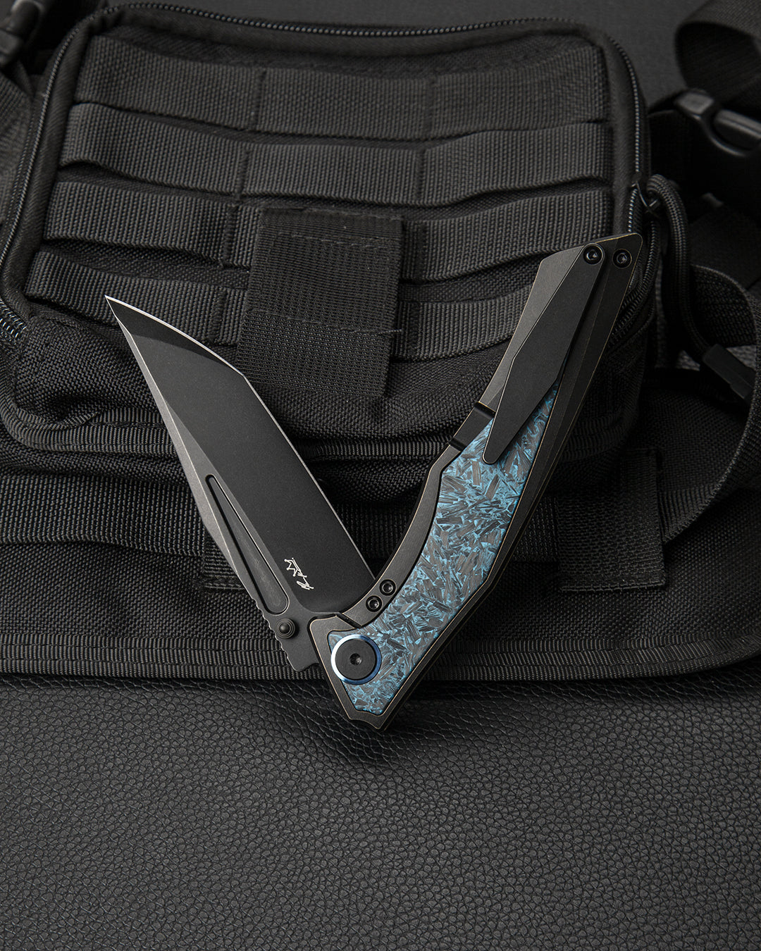 Bestech Togatta BT2102H M390 Blade Titanium+Carbon Fiber Inlay Handle Frame Lock Folding Knife