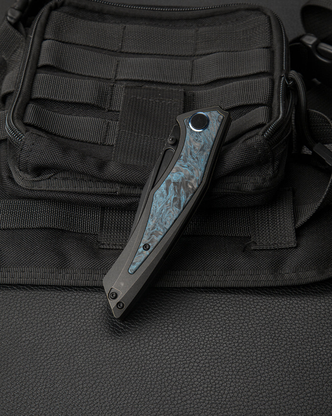 Bestech Togatta BT2102H M390 Blade Titanium+Carbon Fiber Inlay Handle Frame Lock Folding Knife