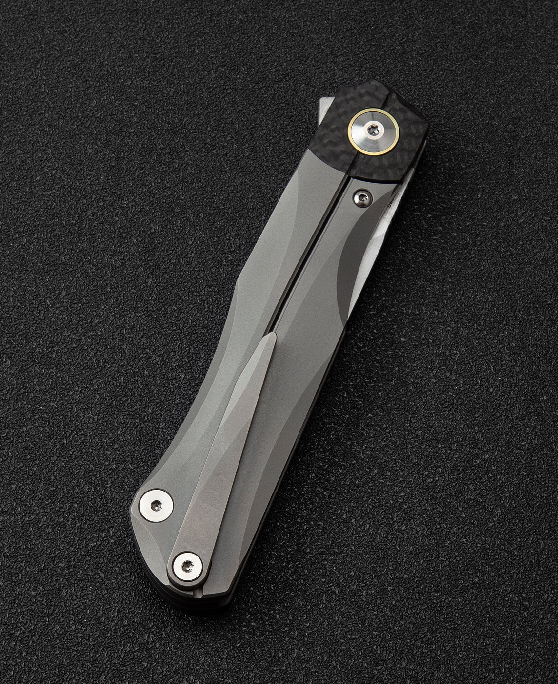 Bestech Thyra BT2106A M390 Blade Titanium+Carbon Fiber Inlay Handle Frame Lock Folding Knife