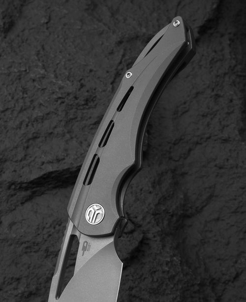 Bestech Fairchild BT2202B CPM-S35VN Blade Titanium Handle Frame Lock Folding Knife