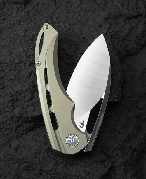 Bestech Fairchild BT2202D CPM-S35VN Blade Titanium Handle Frame Lock Folding Knife