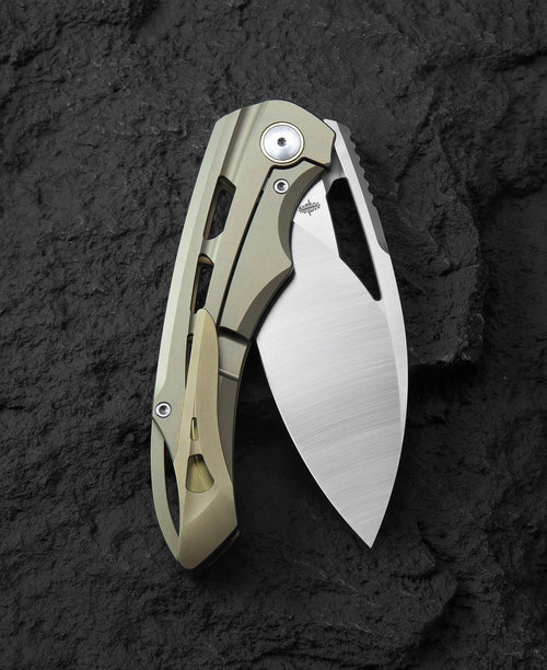 Bestech Fairchild BT2202D CPM-S35VN Blade Titanium Handle Frame Lock Folding Knife