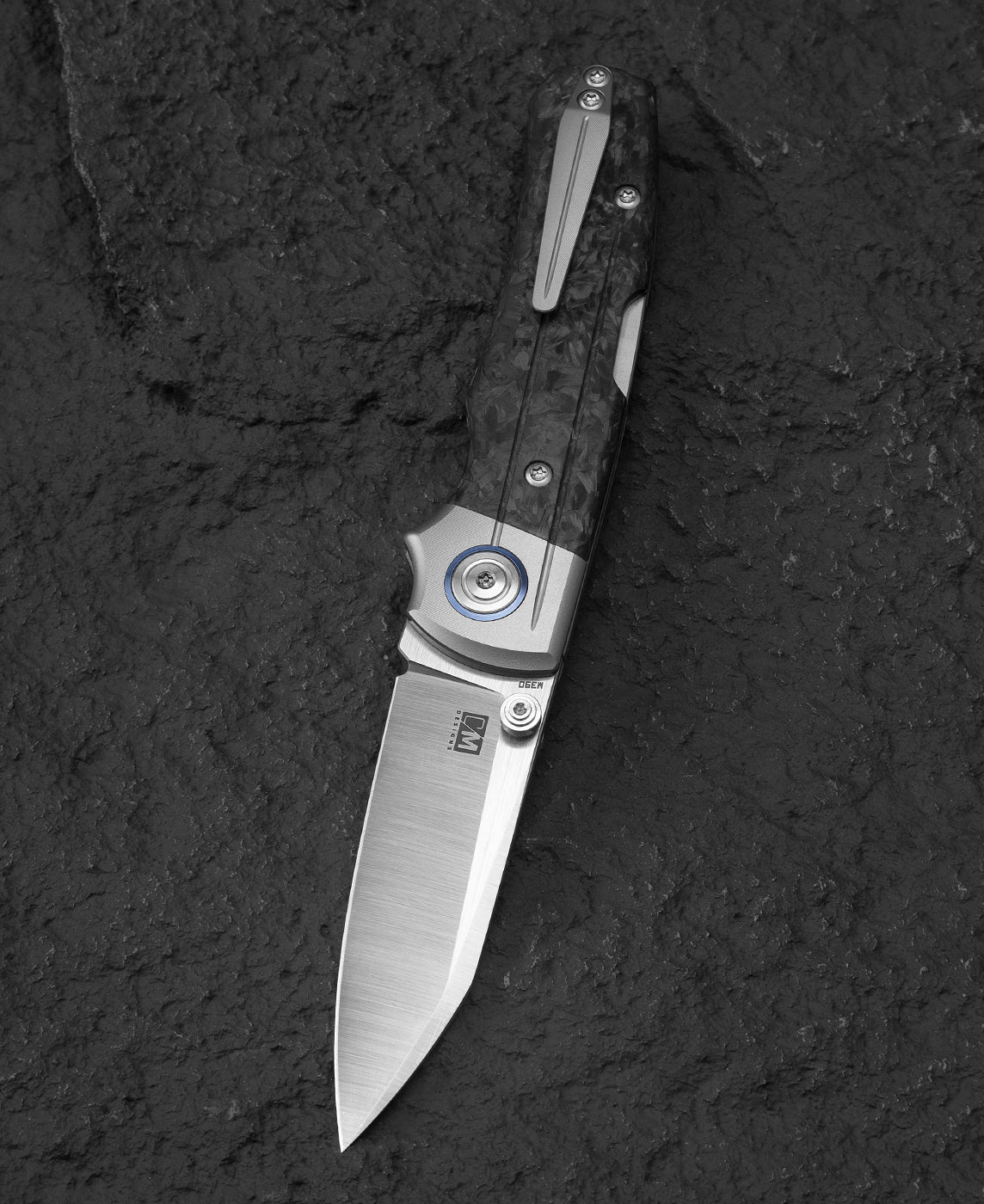 Bestech Tonic BT2204D M390 Blade Titanium+Carbon Fiber Inlay Handle Back Lock Folding Knife