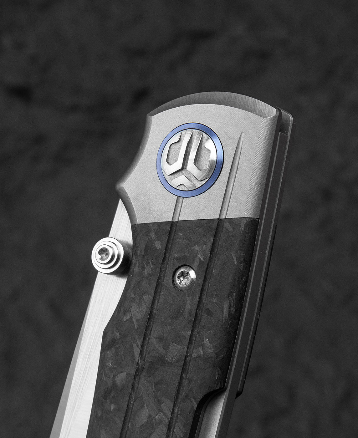 Bestech Tonic BT2204D M390 Blade Titanium+Carbon Fiber Inlay Handle Back Lock Folding Knife