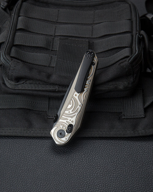 Bestech Mothus BT2206C M390 Blade Titanium Handle Crossbar Lock Folding Knife