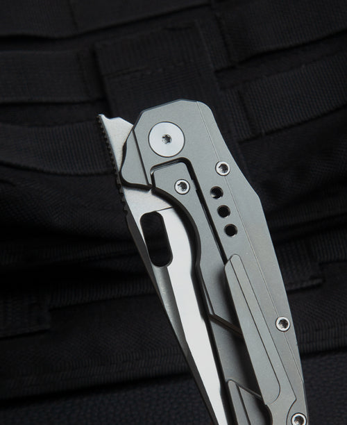 Bestech Nyxie BT2209C CPM-S35VN Blade Titanium +Carbon Fiber Handle Frame Lock Folding Knife
